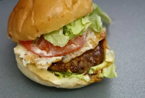 見蘭バーガー