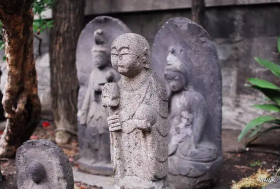 飴なめ地蔵　榧寺(かや寺)