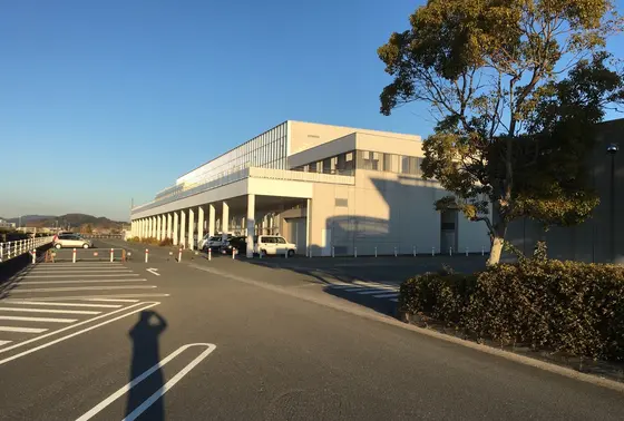 会議所の南側