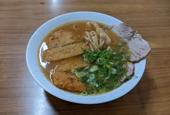 カツそば（勝ツそば）