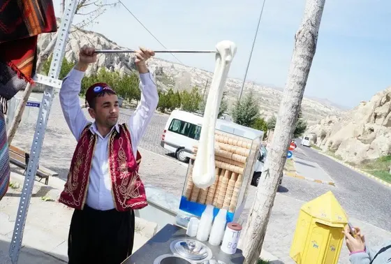 のびーーるトルコアイス