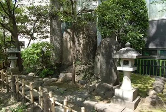 吉田松陰終焉の地碑