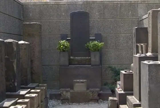 松陰二十一回猛士墓