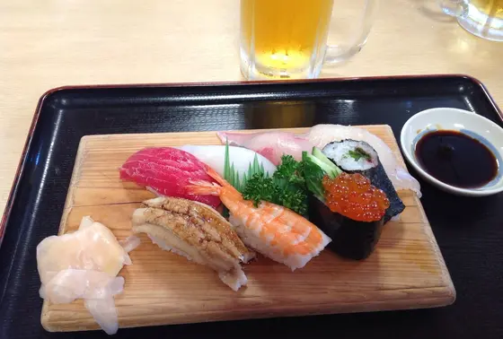 併設されたお食事処