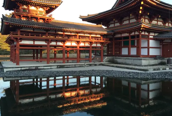 池にうつる平等院