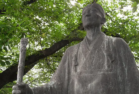 松尾芭蕉像