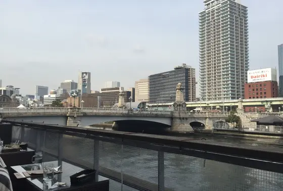 中之島の景色を見ながら