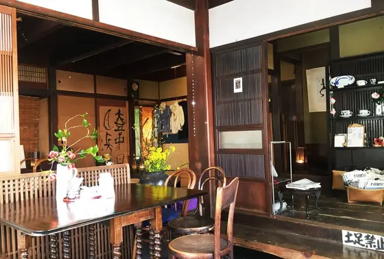 店内