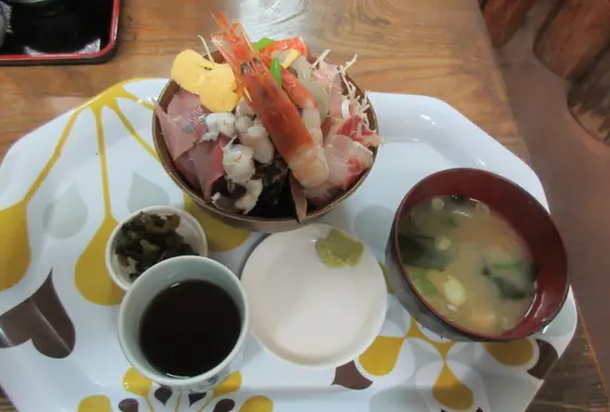 海鮮丼定食