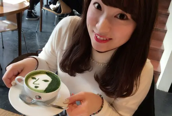 落ち着いた綺麗な店内