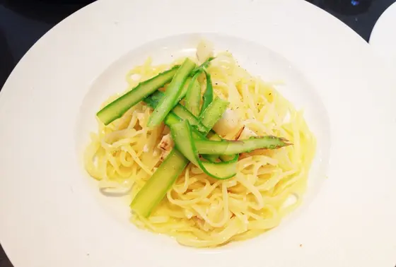 ランチは980円〜