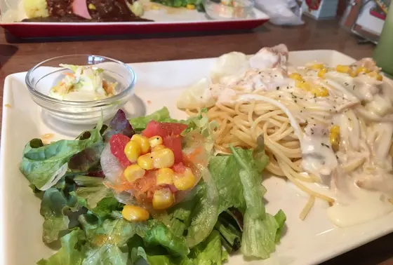 ランチは850円