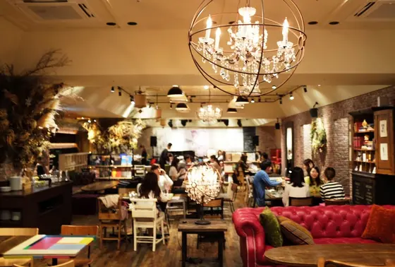 店内は広々　店内ではLiveも