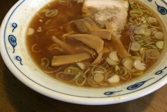 シンプルな中華そばがおいしい♪
