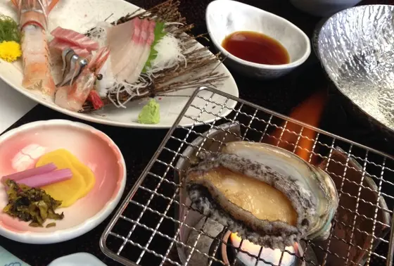 旬の魚介がたっぷりの夕食