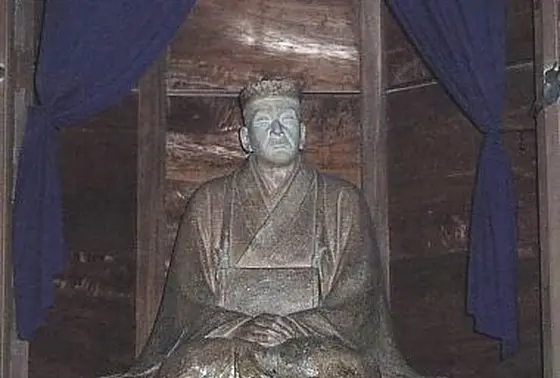 芭蕉座像