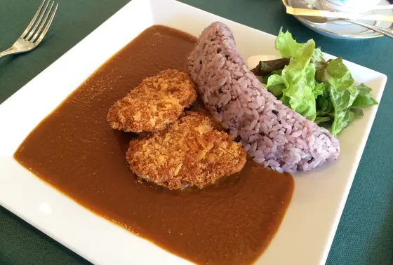 洋風の黒部ダムカレー！