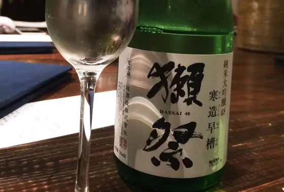日本酒は各種揃ってます!