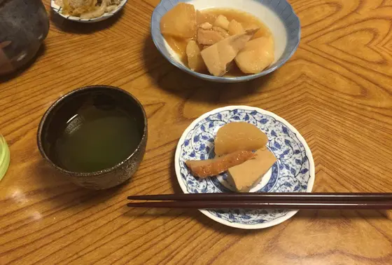 お茶と煮物