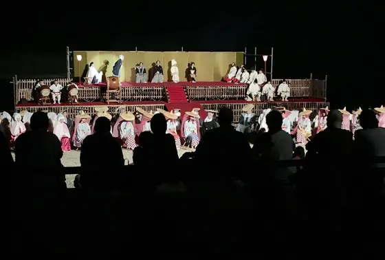 19時30分頃から、結婚の儀、披露宴