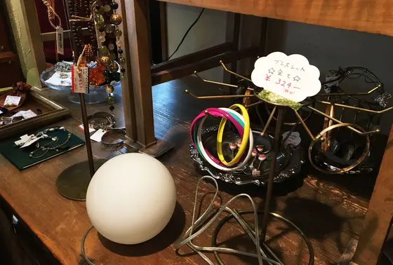 アクセサリーも