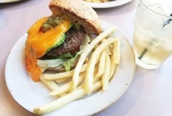 ランチのハンバーガーセット