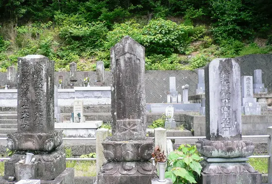 雲八のお墓はシルバーエイジのパワースポット…？