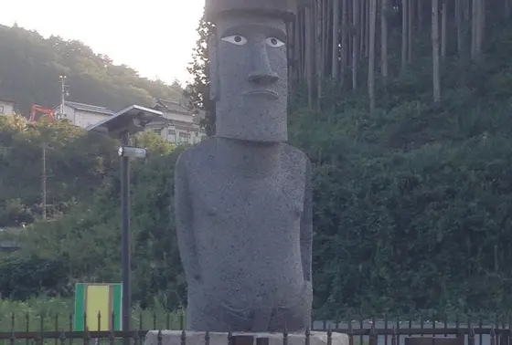 モアイ像