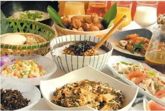朝食