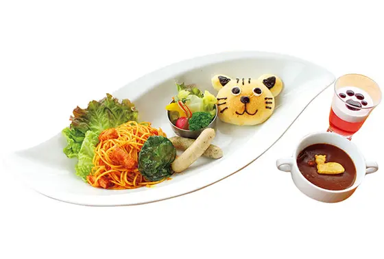 名物のヤマネコランチを食べました(⋈◍＞◡＜◍)。✧♡