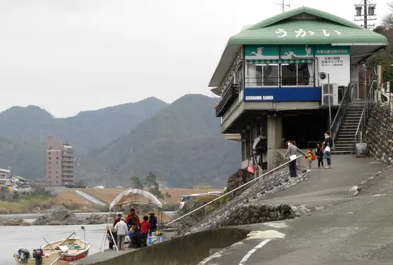 木曽川鵜飼乗り場