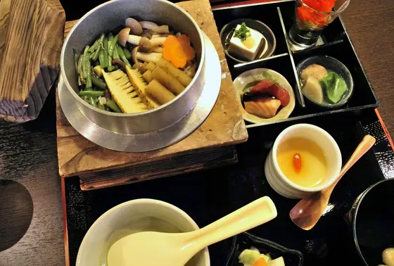 久々のランチ釜飯