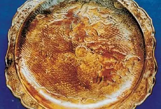 褐釉南北アメリカ地図大皿