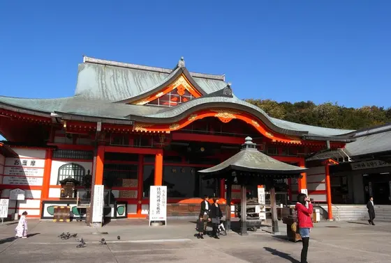 本堂はこちら