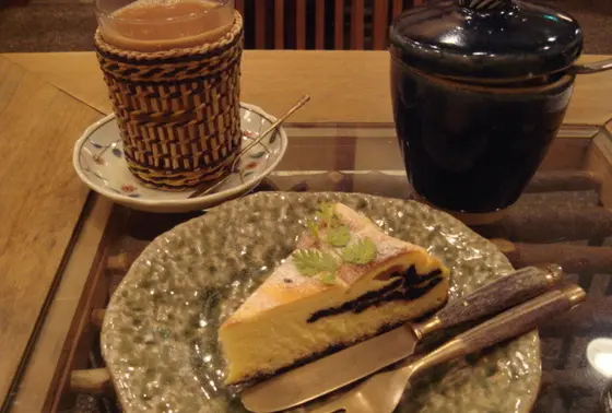 ケーキセットうまし。