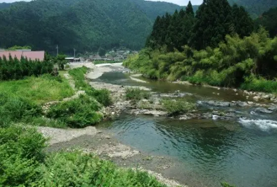 鮎でも有名な美山