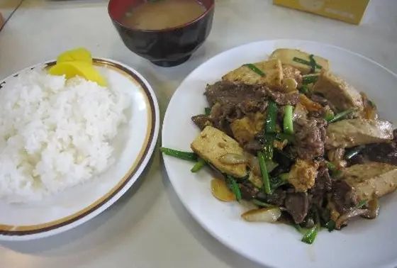 牛肉と豆腐のニンニク炒め