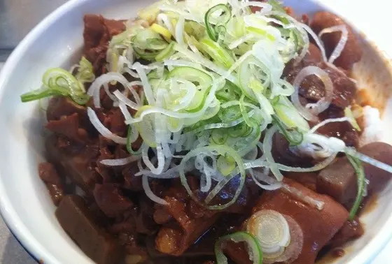 【ホルモン丼】きつねや