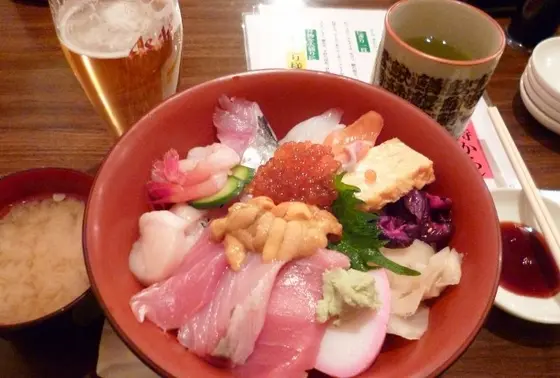 【寿司・海鮮丼】