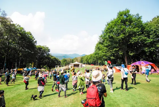 親子で楽しめる野外フェス「New Acoustic Camp」
