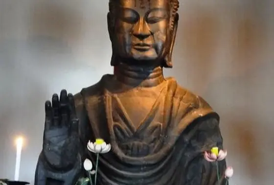 日本で一番古い仏像