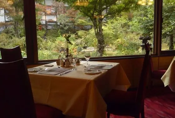 洋朝食のテーブル(^_^)