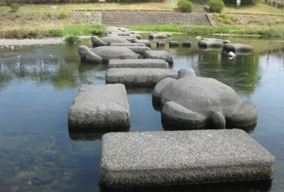 場所により形はさまざま