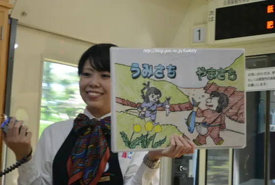 お姉さんの紙芝居は必見!