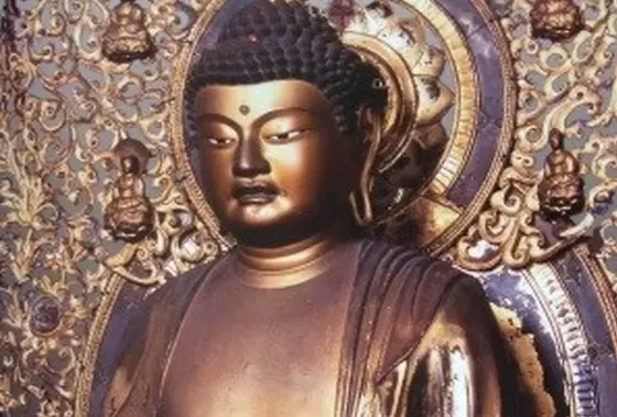 本尊・釈迦如来坐像