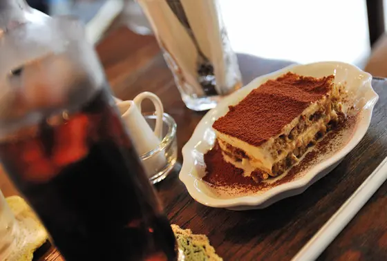 ティラミスとアイスコーヒー。