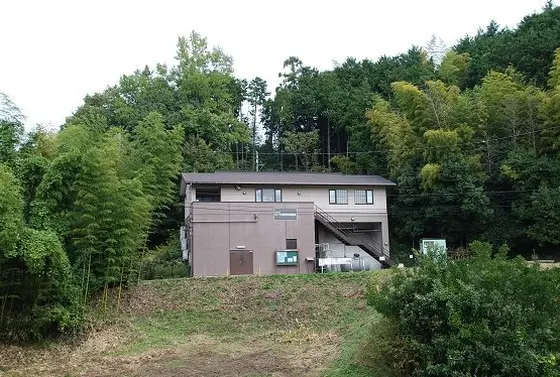 周辺に歴史公園を造営中