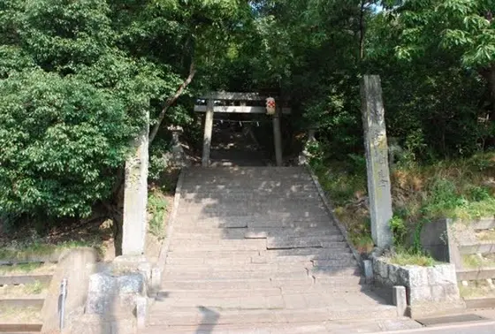 長い階段…！
