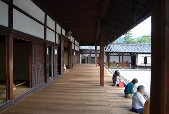 建仁寺の庭園