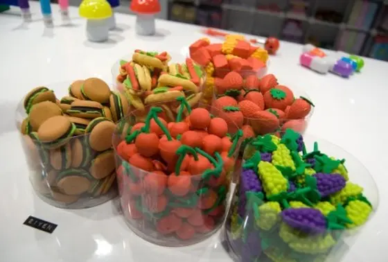 見てて飽きないかわいい文具もたくさん！